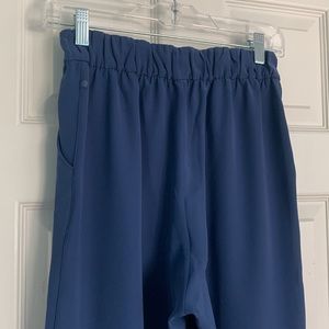 Brand new Lululemon pants blue size 4